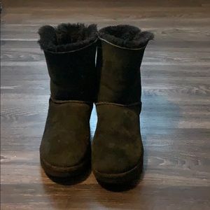 Black bow Ugg’s